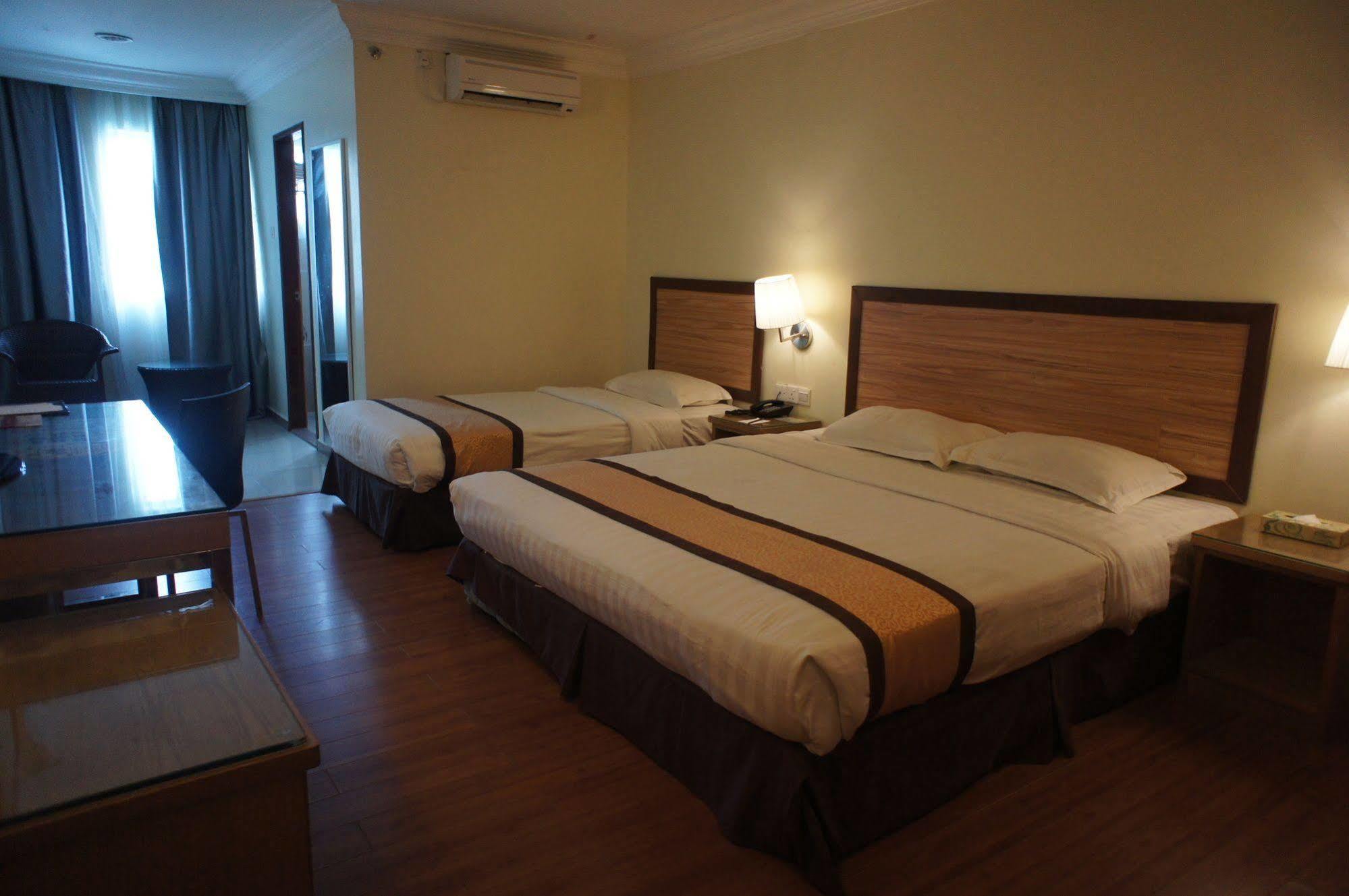 Tyng Garden Hotel SDK Εξωτερικό φωτογραφία