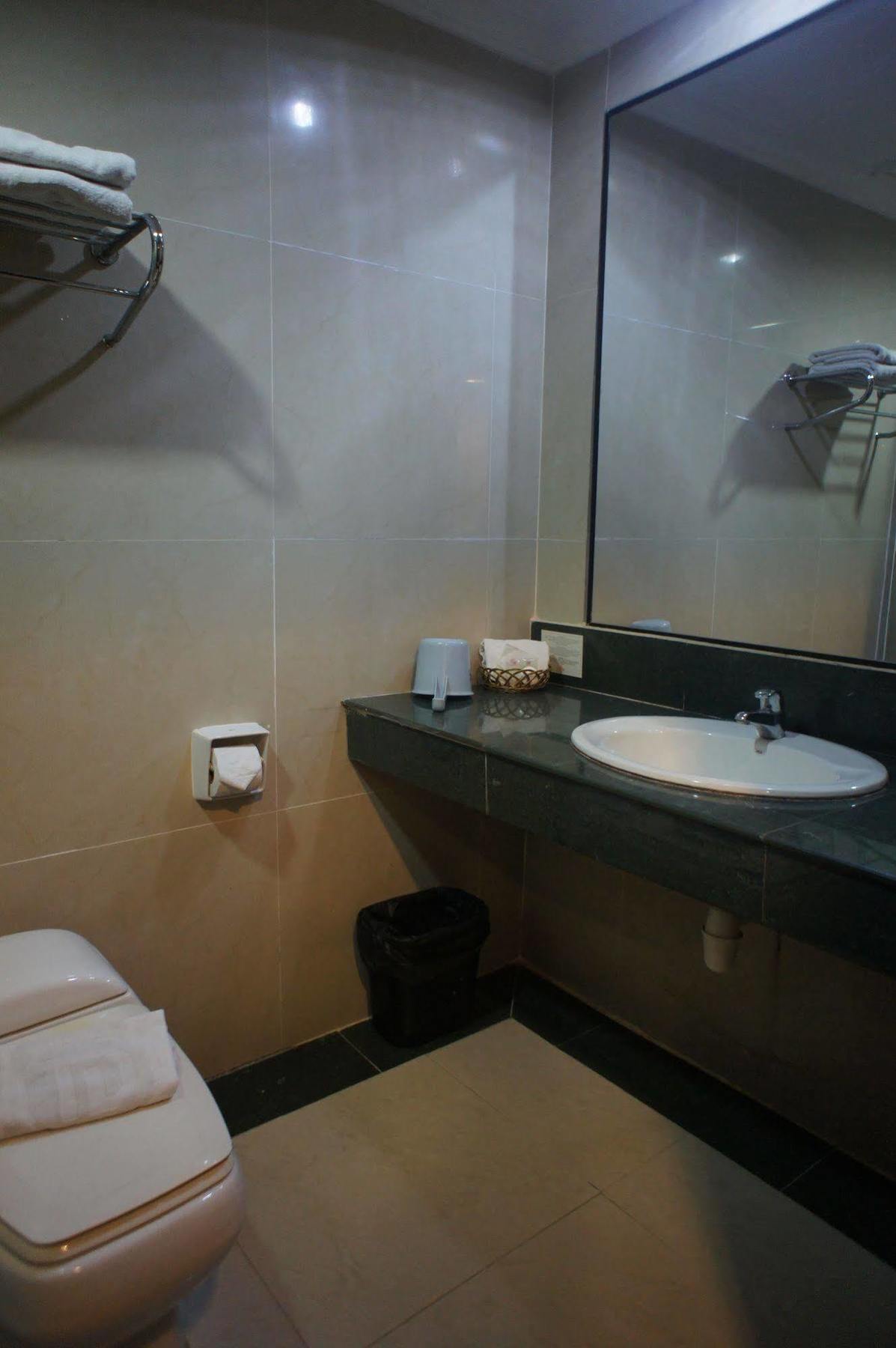 Tyng Garden Hotel SDK Εξωτερικό φωτογραφία
