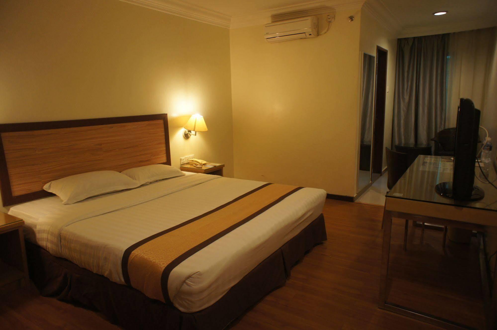 Tyng Garden Hotel SDK Εξωτερικό φωτογραφία