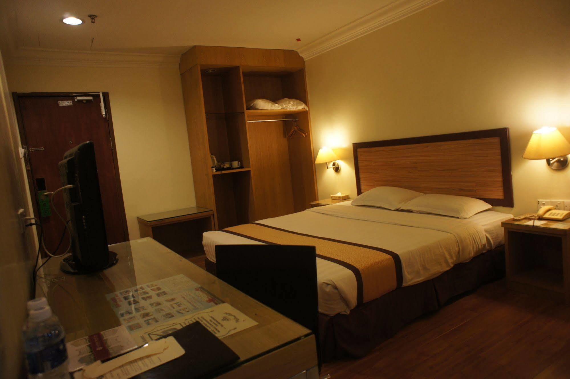Tyng Garden Hotel SDK Εξωτερικό φωτογραφία